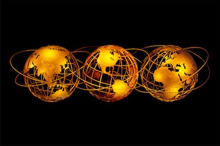simsearch:700-00028889,k - Trois Globes de fil affichant les Continents du monde Photographie de stock - Rights-Managed, Code: 700-00028964