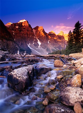 simsearch:700-00013865,k - Valley of the Ten Peaks and Moraine Lake, Banff National Park Alberta, Canada Stock Photo - Rights-Managed, Code: 700-00020076