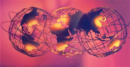simsearch:700-00028889,k - Trois Globes de fil affichant les Continents du monde Photographie de stock - Rights-Managed, Code: 700-00021905