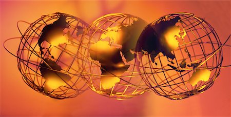 simsearch:700-00028889,k - Trois Globes de fil affichant les Continents du monde Photographie de stock - Rights-Managed, Code: 700-00021914