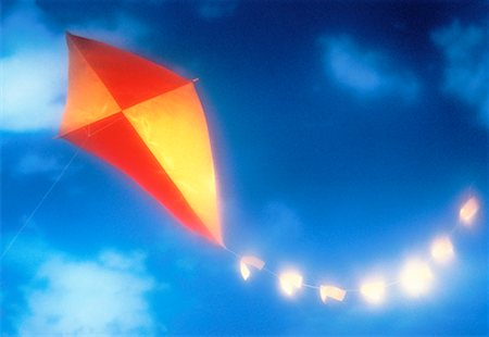 simsearch:700-00056968,k - Kite in Sky Stock Photo - Rights-Managed, Code: 700-00034086
