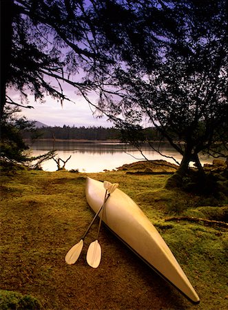 Overturned Kayak near Shore, British Columbia, Canada Stock Photo - Rights-Managed, Code: 700-00032534