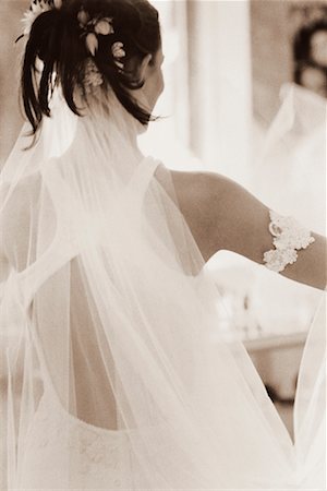 simsearch:700-00085631,k - Back View of Bride Looking in Mirror Stock Photo - Rights-Managed, Code: 700-00033075