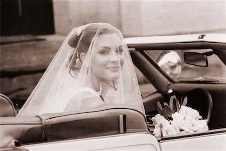 simsearch:700-00085631,k - Portrait of Bride Waiting in Car Stock Photo - Rights-Managed, Code: 700-00033479