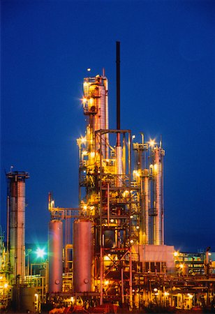 simsearch:700-08683758,k - Husky Refinery at Night British Columbia, Canada Stock Photo - Rights-Managed, Code: 700-00045189