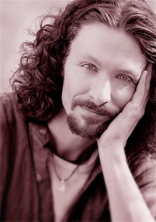 pierre tremblay - Portrait of Man Resting Head on Hand Stock Photo - Rights-Managed, Code: 700-00046908