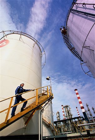 simsearch:700-00049076,k - Mobil Oil Refinery Jurong, Singapore Stock Photo - Rights-Managed, Code: 700-00049076