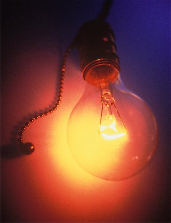 simsearch:700-00453204,k - Lightbulb and Chain Stock Photo - Rights-Managed, Code: 700-00049173