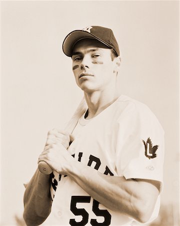 simsearch:700-00035072,k - Portrait of Baseball Player Holding Bat Stock Photo - Rights-Managed, Code: 700-00041234