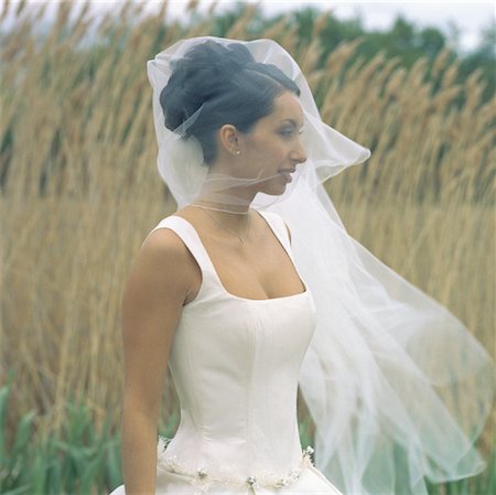 simsearch:700-00078450,k - Bride Standing in Field of Tall Grass Stock Photo - Rights-Managed, Code: 700-00054263
