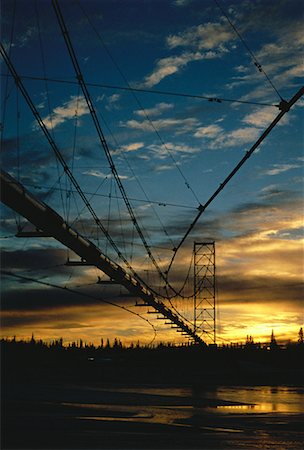 simsearch:700-00079259,k - Pipeline Crossing at Sunset Tanana River, Alaska, USA Foto de stock - Con derechos protegidos, Código: 700-00058292