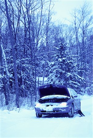 Stalled Car at Roadside in Winter, Ontario, Canada Stock Photo - Rights-Managed, Code: 700-00065025