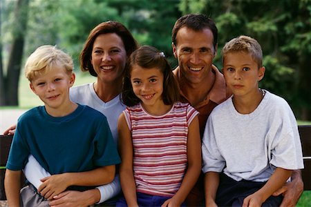 simsearch:700-00073572,k - Portrait of Family in Park Toronto, Ontario, Canada Stock Photo - Rights-Managed, Code: 700-00068505