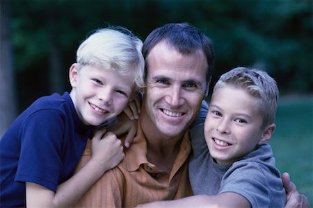 simsearch:700-00069467,k - Portrait of Father and Sons Outdoors, Toronto, ON, Canada Stock Photo - Rights-Managed, Code: 700-00069452