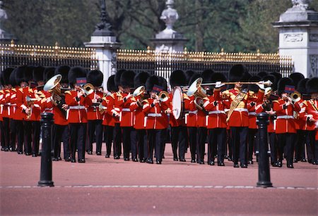 simsearch:700-01645266,k - Changing of the Guard, Buckingham Palace, London, England Stock Photo - Rights-Managed, Code: 700-00060653