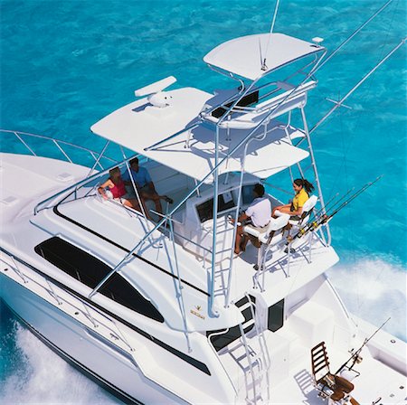 simsearch:700-00031838,k - Aerial View of People in Boat on Water, Bahamas Stock Photo - Rights-Managed, Code: 700-00062154