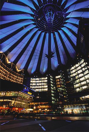 simsearch:700-00062948,k - Buildings in Potsdamer Square at Night, Berlin, Germany Stock Photo - Rights-Managed, Code: 700-00062439