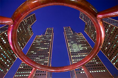 suntec city - Fountain of Wealth, Suntec City At Night Singapore Stock Photo - Rights-Managed, Code: 700-00076601