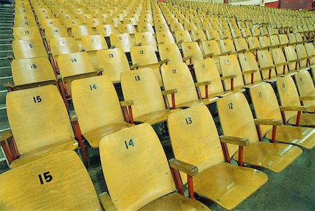 front row seat - Empty Seats in Hockey Arena Vancouver, British Columbia Canada Foto de stock - Con derechos protegidos, Código: 700-00078054