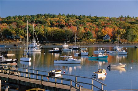 simsearch:700-00078908,k - Boats in Harbor in Autumn New Harbor, Maine, USA Stock Photo - Rights-Managed, Code: 700-00078895