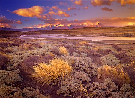 simsearch:700-00023229,k - Overview of Landscape at Sunset Near Mt. Fitz Roy, Patagonia Argentina Foto de stock - Con derechos protegidos, Código: 700-00070650