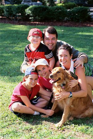 simsearch:700-00073572,k - Family With Dog Stock Photo - Rights-Managed, Code: 700-00089235