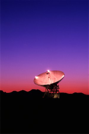 Satellite Dish at Jet Propulsion Lab at Dusk Goldstone, California, USA Stock Photo - Rights-Managed, Code: 700-00081315