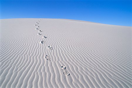simsearch:862-08091424,k - Footprints on Sand Dune White Sands National Monument New Mexico, USA Stock Photo - Rights-Managed, Code: 700-00082348