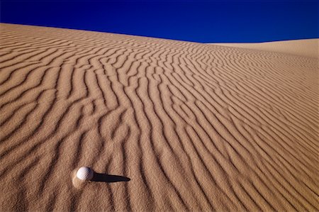 simsearch:862-08091424,k - Golf Ball on Sand Dune White Sands National Monument New Mexico, USA Stock Photo - Rights-Managed, Code: 700-00082385