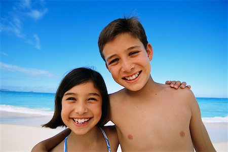 simsearch:700-00083447,k - Portrait of Boy and Girl on Beach Stock Photo - Rights-Managed, Code: 700-00083453