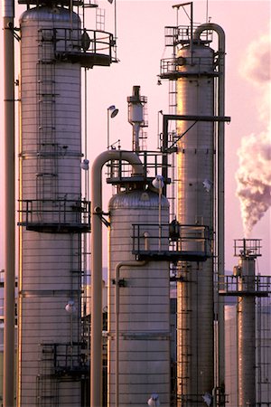 simsearch:700-00018773,k - Oil Refinery Stock Photo - Rights-Managed, Code: 700-00094772