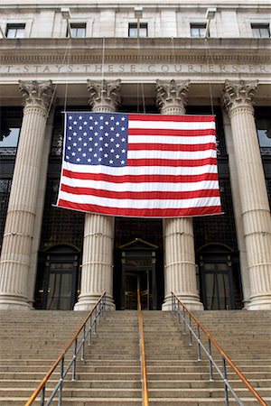 simsearch:700-01694071,k - American Flag on Front of Post Office New York, New York, USA Stock Photo - Rights-Managed, Code: 700-00094785