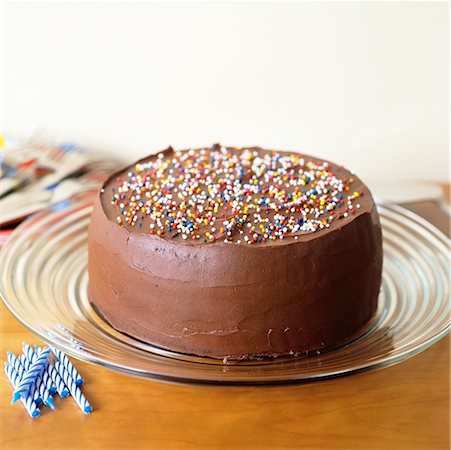 simsearch:700-00477709,k - Birthday Cake Stock Photo - Rights-Managed, Code: 700-00096974