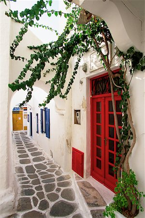 Houses and Ivy Chora, Mykonos, Greece Stock Photo - Rights-Managed, Code: 700-00097850