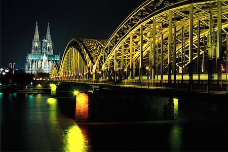 Bridge Dom, Cologne Germany Stock Photo - Rights-Managed, Code: 700-00099753