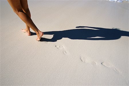 simsearch:700-00085279,k - Walking on Beach Stock Photo - Rights-Managed, Code: 700-00099905