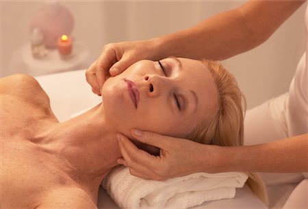 simsearch:600-01110360,k - Woman Getting a Massage Stock Photo - Rights-Managed, Code: 700-00093484