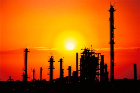 simsearch:700-00018773,k - Oil Refinery Stock Photo - Rights-Managed, Code: 700-00159562