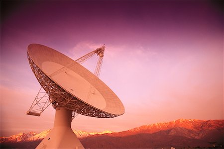 simsearch:700-00022194,k - Radio Telescopes Foto de stock - Con derechos protegidos, Código: 700-00159574