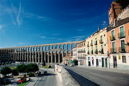 simsearch:855-08420585,k - Roman Aqueduct, Segovia, Spain Stock Photo - Rights-Managed, Code: 700-00150207