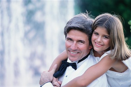 Père et fille en tenues de soirée Photographie de stock - Rights-Managed, Code: 700-00153218
