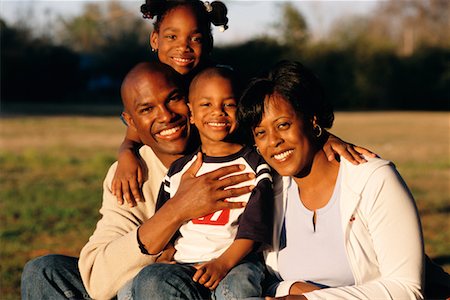 simsearch:700-00517728,k - Family Portrait Stock Photo - Rights-Managed, Code: 700-00164812