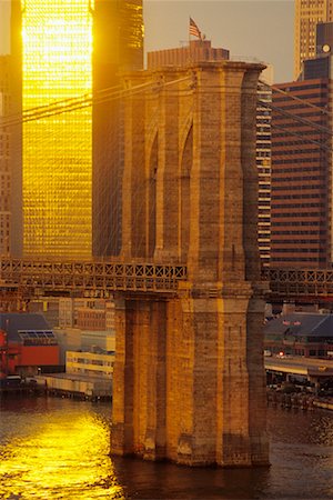 simsearch:700-00523850,k - Close-Up of Brooklyn Bridge Manhattan, New York Stock Photo - Rights-Managed, Code: 700-00166366