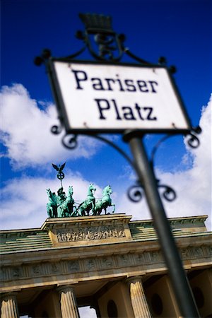 simsearch:700-00948969,k - Brandenburg Gate at Pariser Platz Berlin, Germany Stock Photo - Rights-Managed, Code: 700-00169558