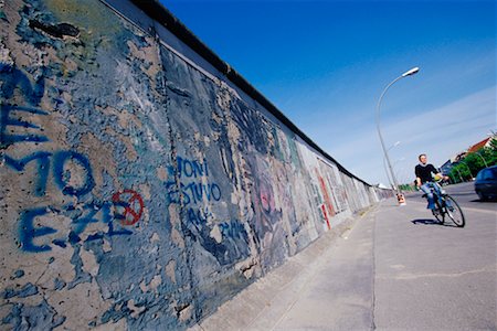 simsearch:700-00062948,k - Old Section of the Berlin Wall Berlin, Germany Stock Photo - Rights-Managed, Code: 700-00169565