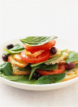simsearch:700-01099893,k - Basil Salad Stock Photo - Rights-Managed, Code: 700-00163606