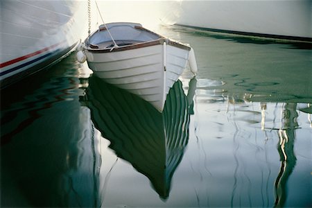 simsearch:700-00031108,k - Rowboat Stock Photo - Rights-Managed, Code: 700-00184314