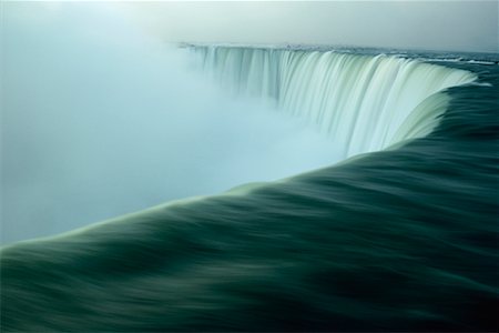 simsearch:700-03244153,k - Niagara Falls Ontario, Canada Stock Photo - Rights-Managed, Code: 700-00188399