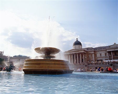 simsearch:700-00150365,k - Trafalgar Square Westminster London, England Stock Photo - Rights-Managed, Code: 700-00188576