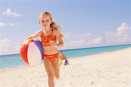 simsearch:700-00092986,k - Children on Beach with Beach Ball Stock Photo - Rights-Managed, Code: 700-00193866